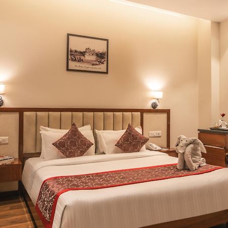 Amritara Sadka Amritsar Hotel Екстериор снимка
