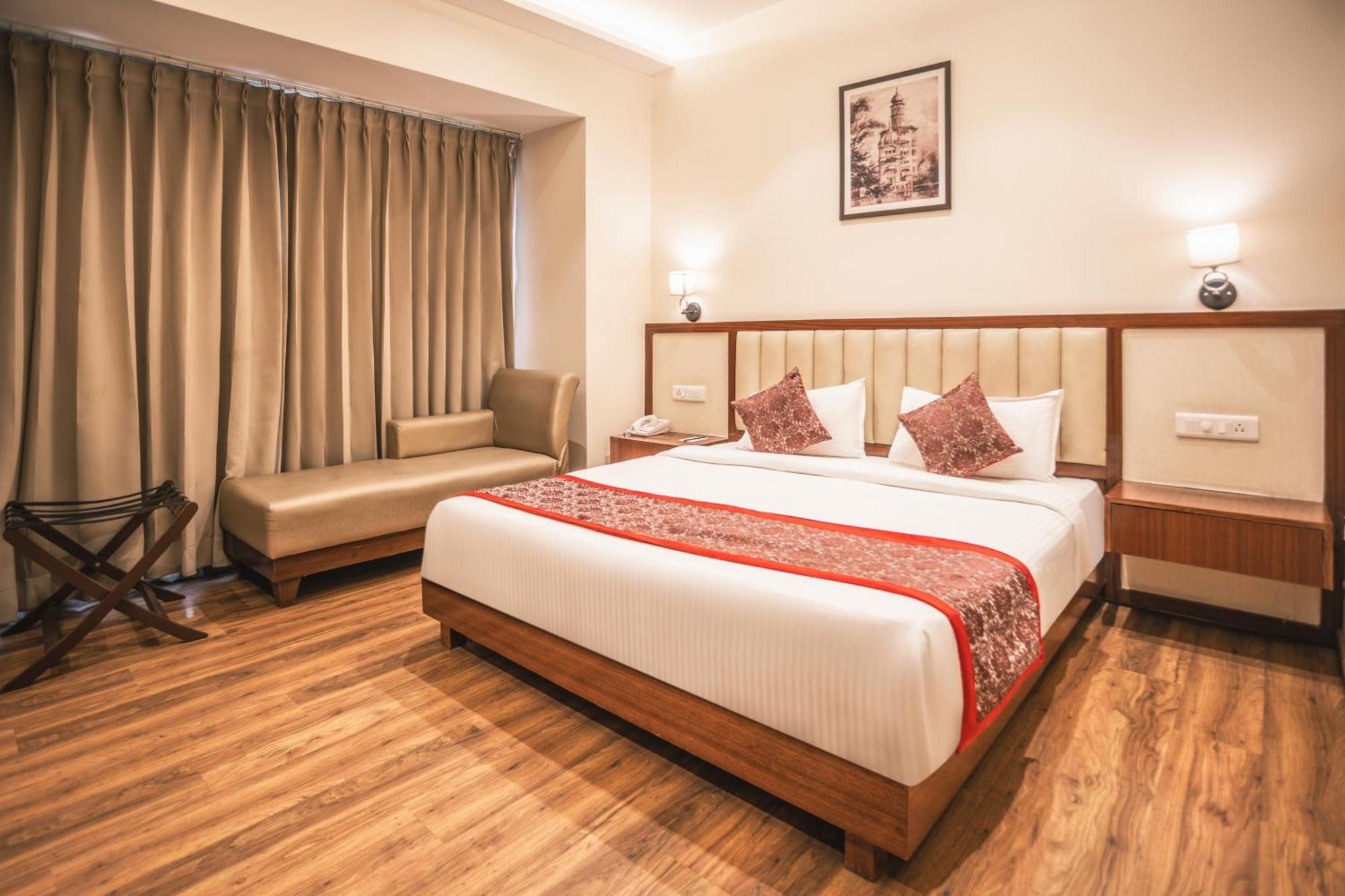Amritara Sadka Amritsar Hotel Екстериор снимка