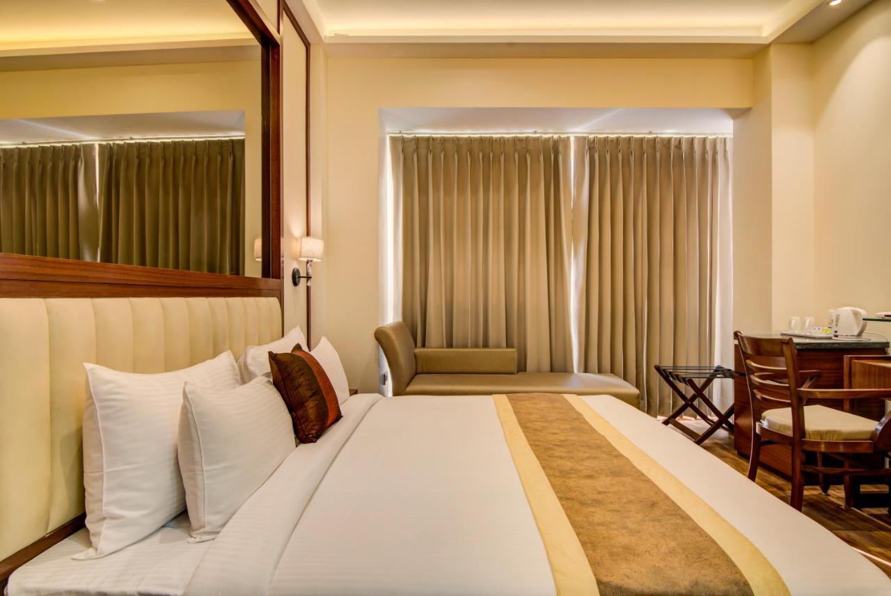 Amritara Sadka Amritsar Hotel Екстериор снимка